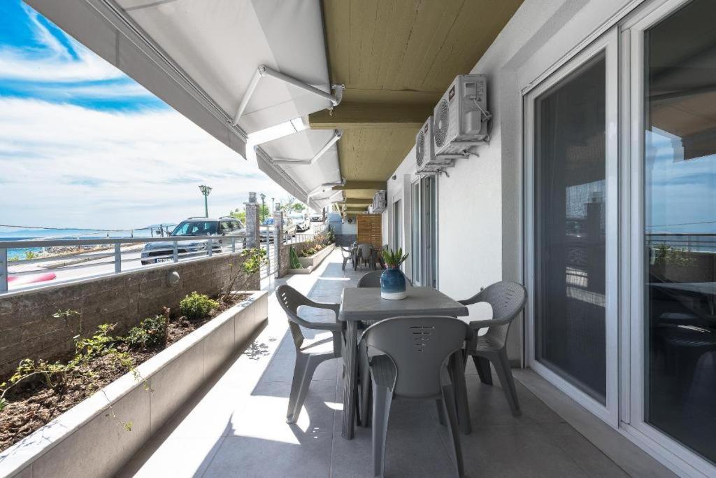 Blue Horizon 3 Apartment Nea Kallikrateia ภายนอก รูปภาพ